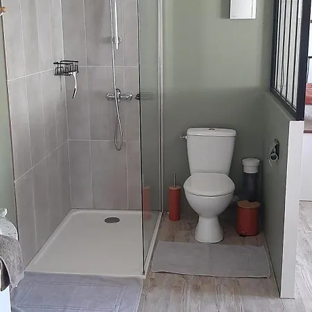 D'hotes Chez Mylene Et Guillaume Deneze-sous-Doue