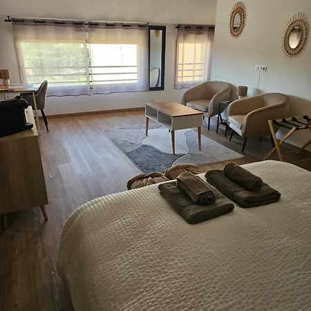 D'hotes Chez Mylene Et Guillaume Deneze-sous-Doue