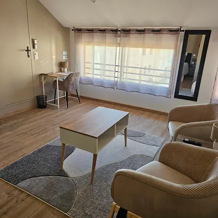 D'hotes Chez Mylene Et Guillaume Bed & Breakfast