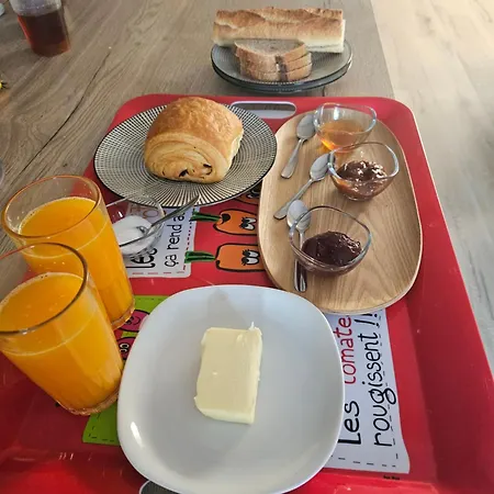 D'hotes Chez Mylene Et Guillaume Bed & Breakfast